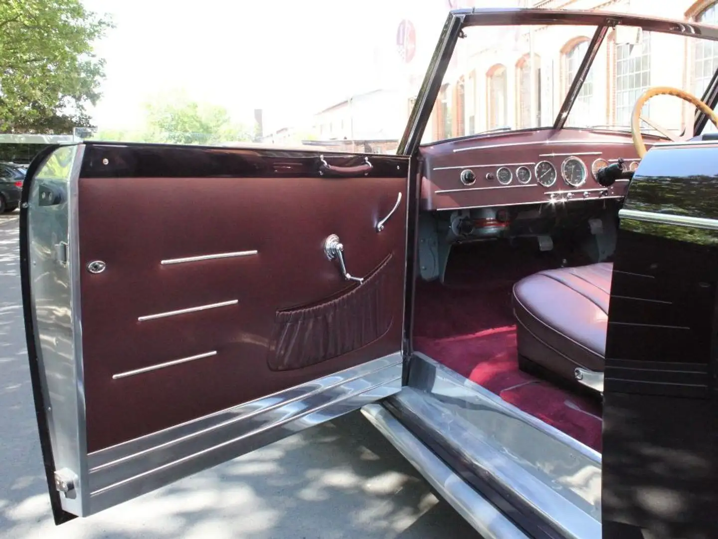 Vehicle image, number 15