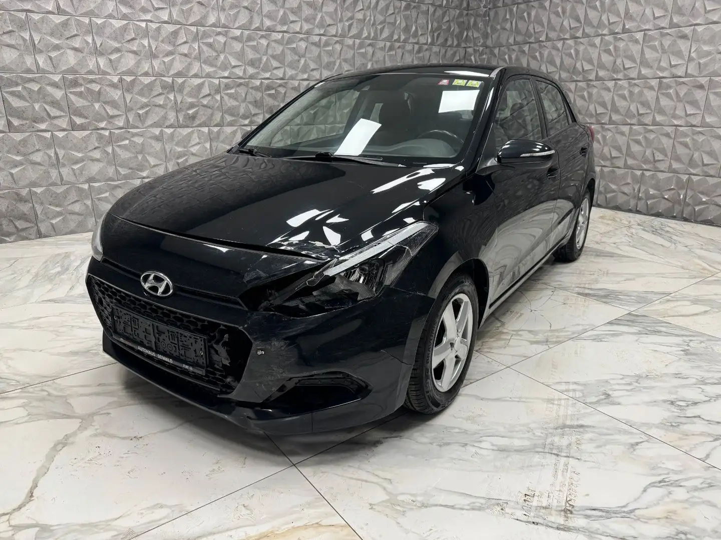 Vehicle image, number 3