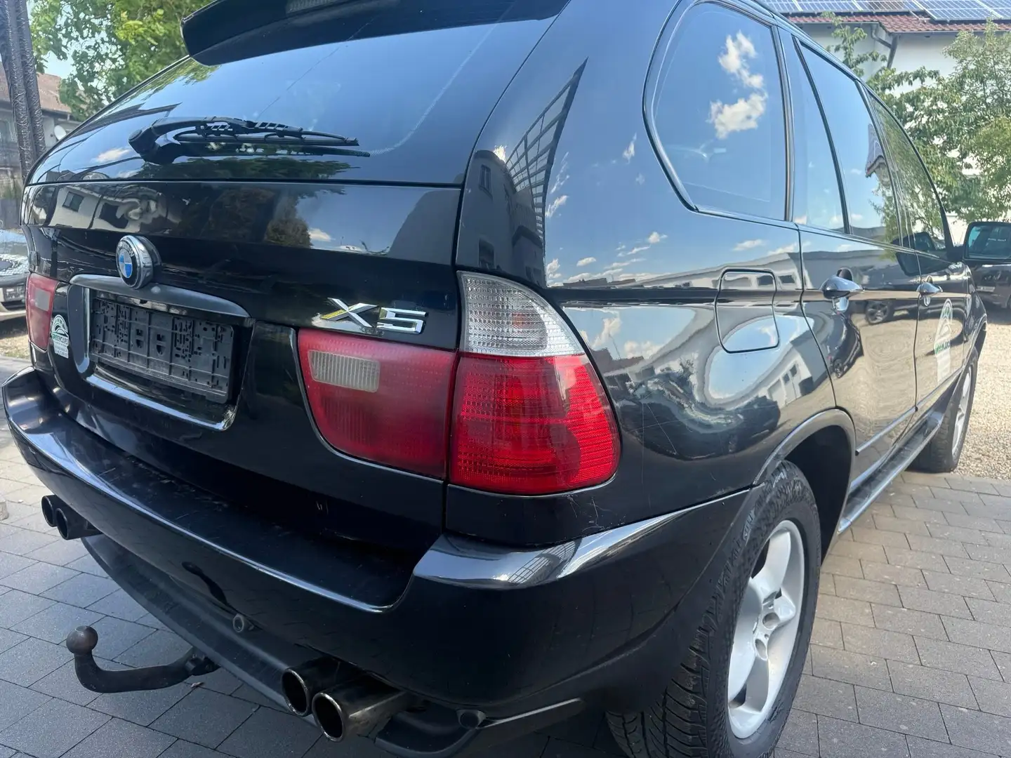 Vehicle image, number 3