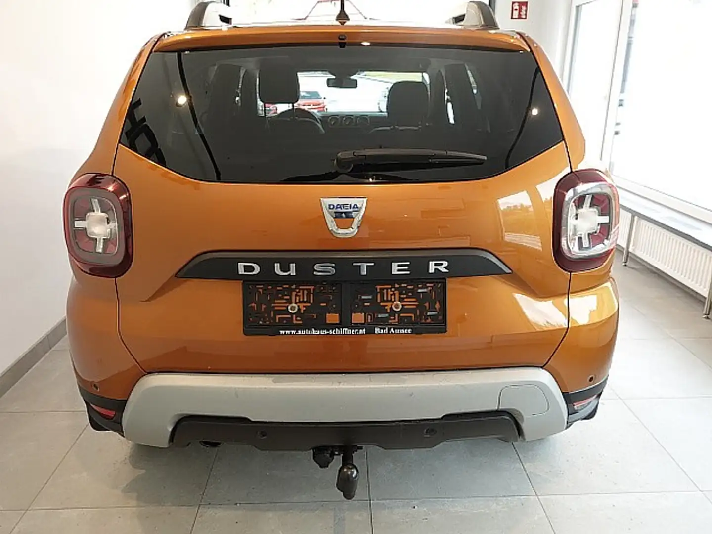 Vehicle image, number 3