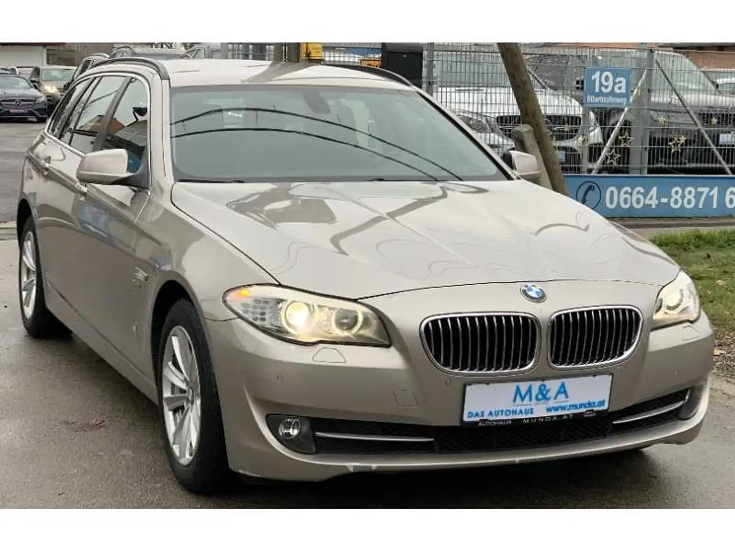 Vehicle image, number 3