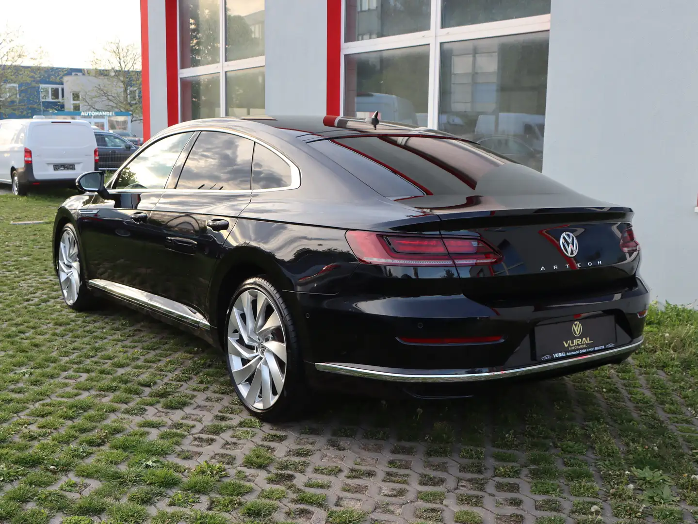 Vehicle image, number 7