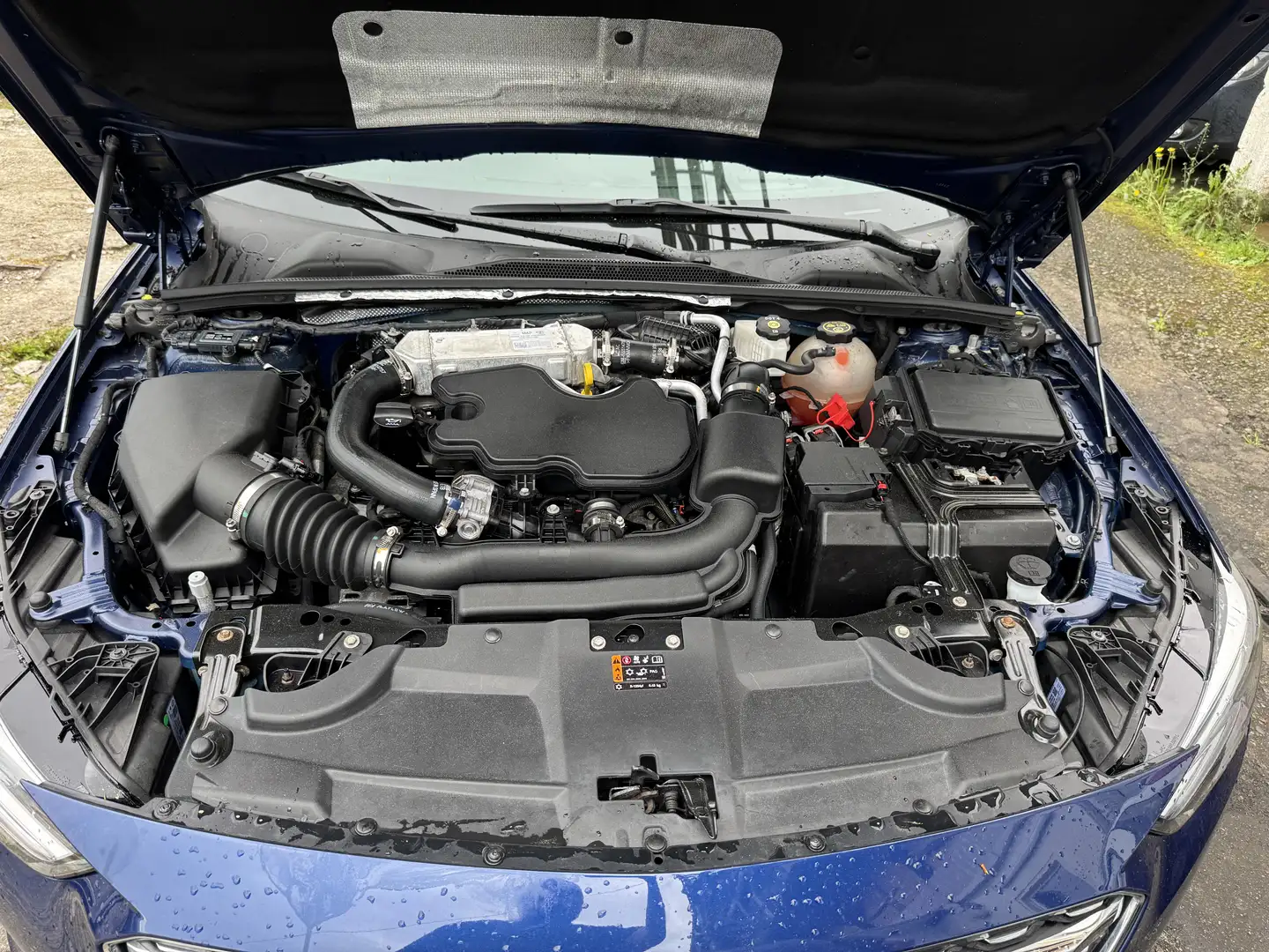 Vehicle image, number 16