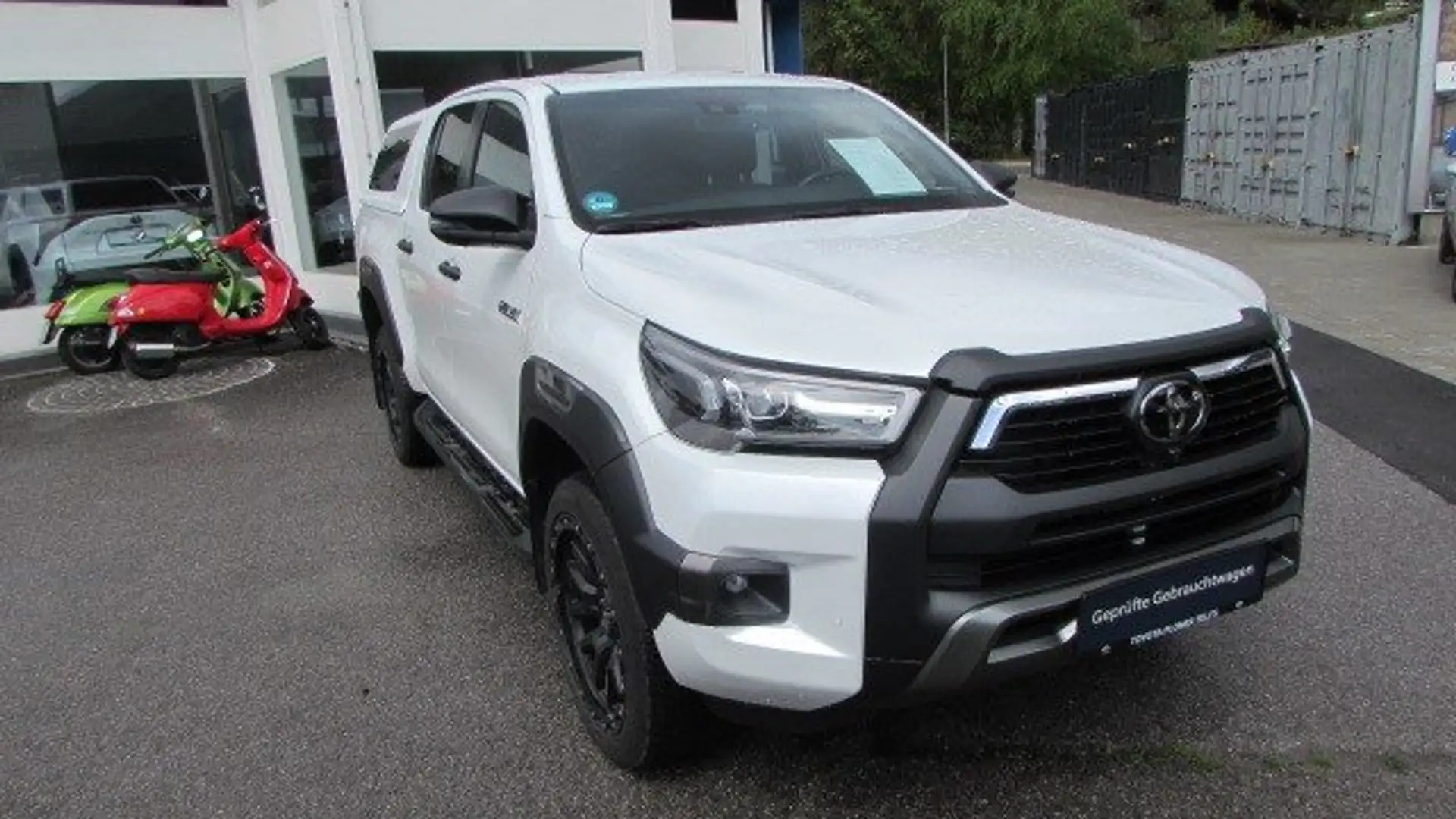 Vehicle image, number 1
