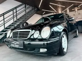 Vehicle image thumbnail, number 1