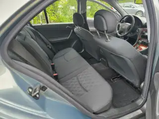 Vehicle image thumbnail, number 16