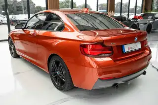 Vehicle image thumbnail, number 4