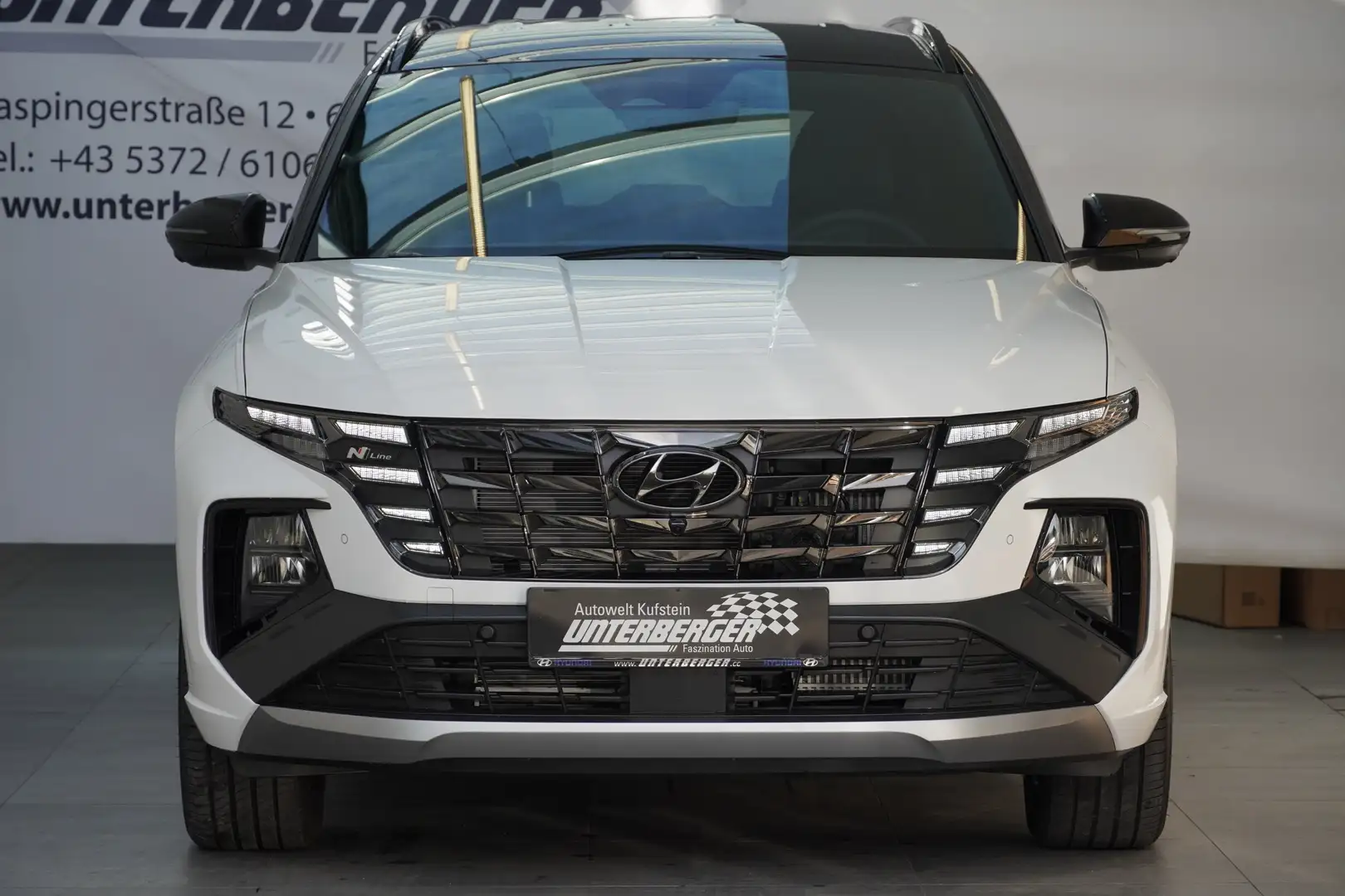 Vehicle image, number 3