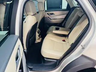 Vehicle image thumbnail, number 19